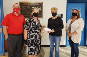 RED HILL CUSD #10 DONATES TO LAWRENCE COUNTY CANCER RESOURCE CENTER
