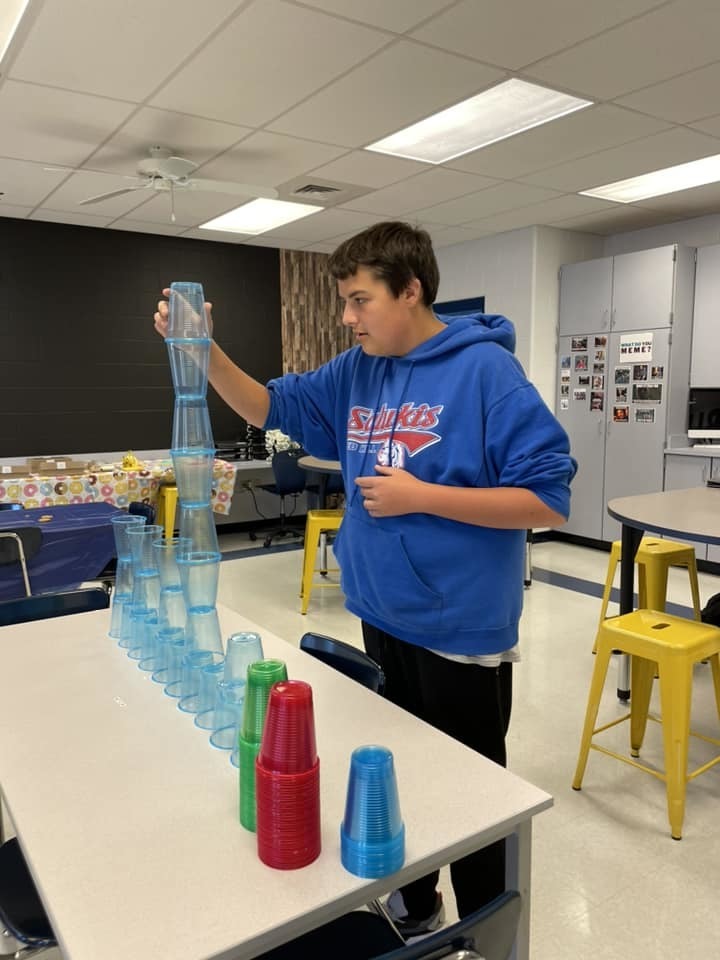 stacking cups